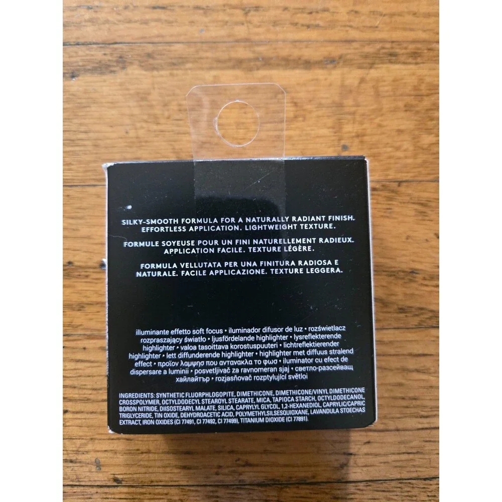 Fenty Beauty Demi Glow Light Diffusing Highlighter 04 LOOSE CHANGE ~ 0.16 oz NIB